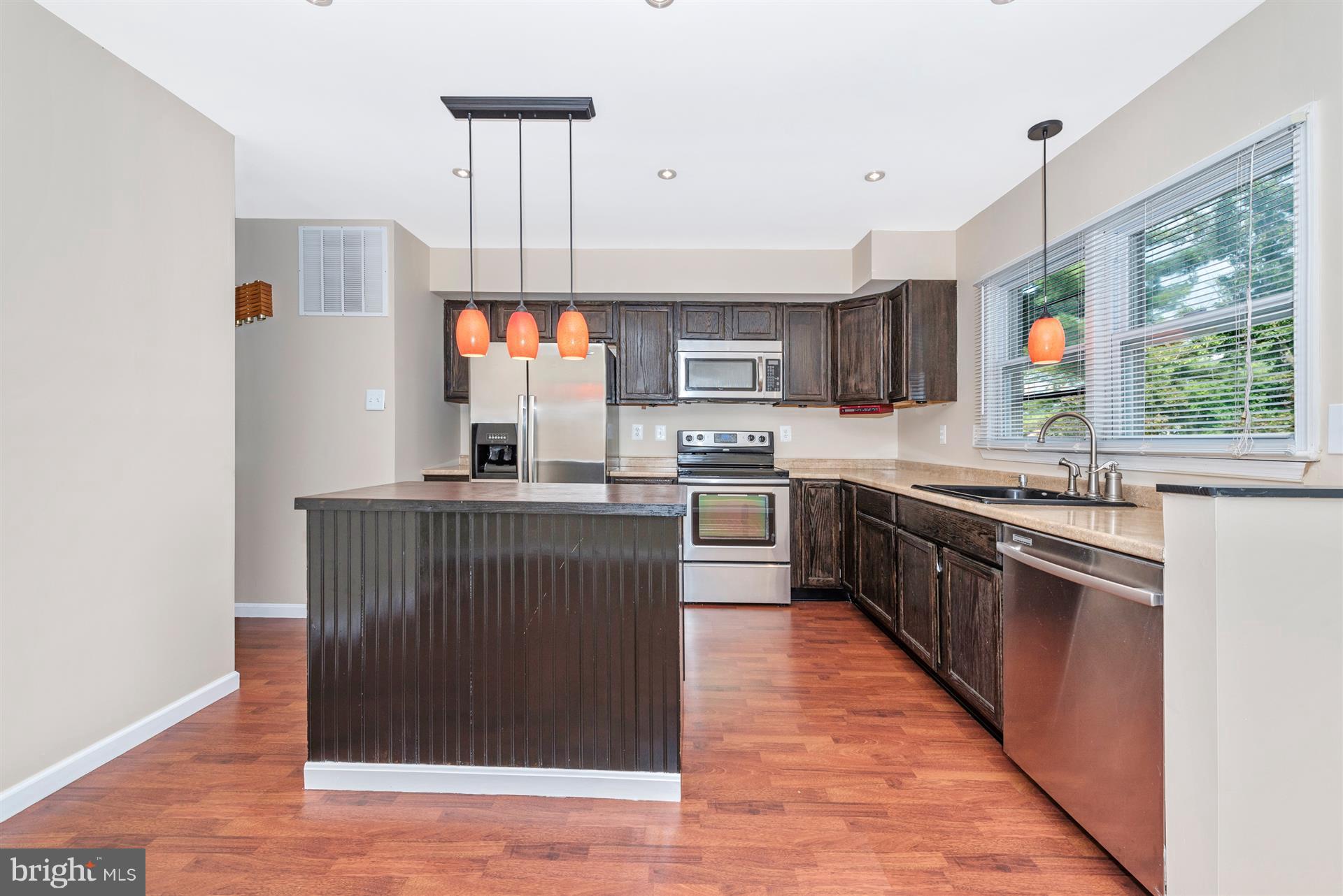1619 Colonial Way Frederick, MD 21702 - Photo 3 of 28 Kitchen