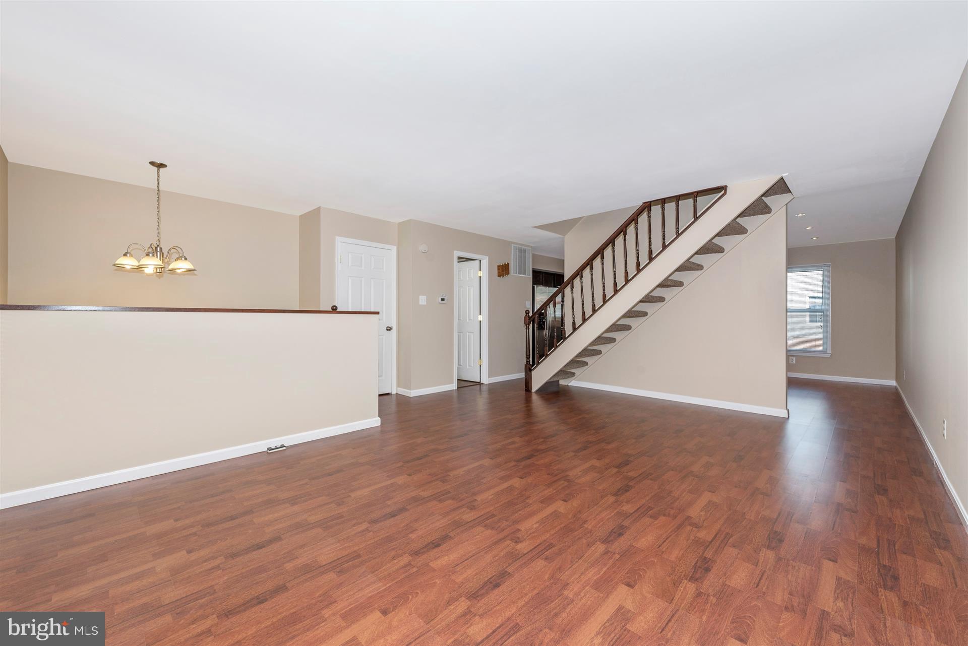 1619 Colonial Way Frederick, MD 21702 - Photo 7 of 28 Living Room