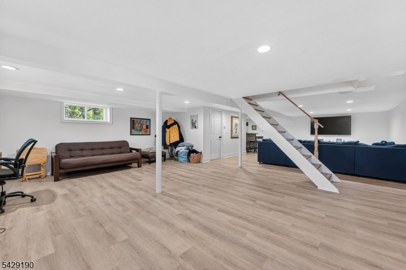 886 Old Chester Road Far Hills, NJ 07931 - Photo 23 of 32