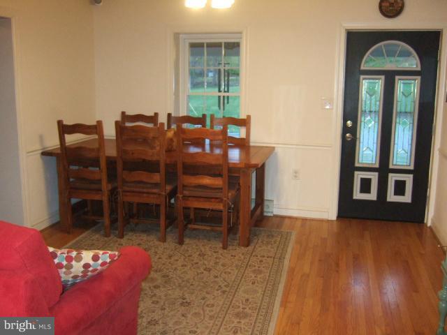 21403 Mt Lena Road Boonsboro, MD 21713 - Photo 8 of 22 Living Room