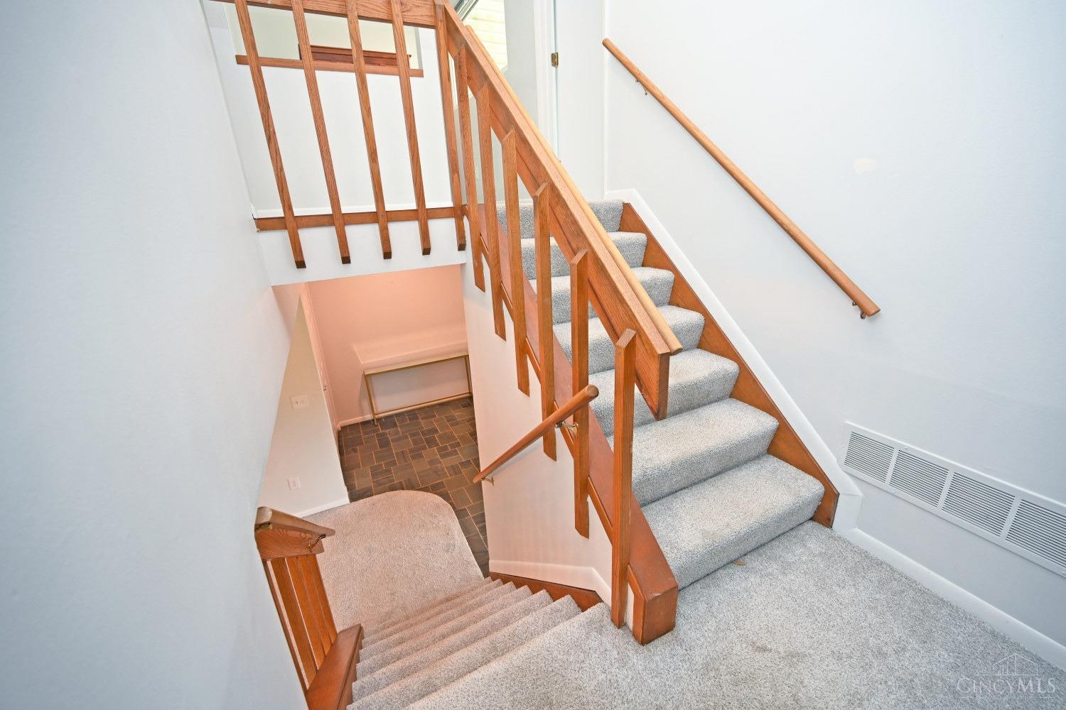 7284 East Galbraith Road Cincinnati, OH 45243 - Photo 27 of 58