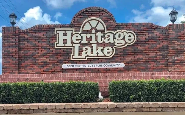 a view of sign board