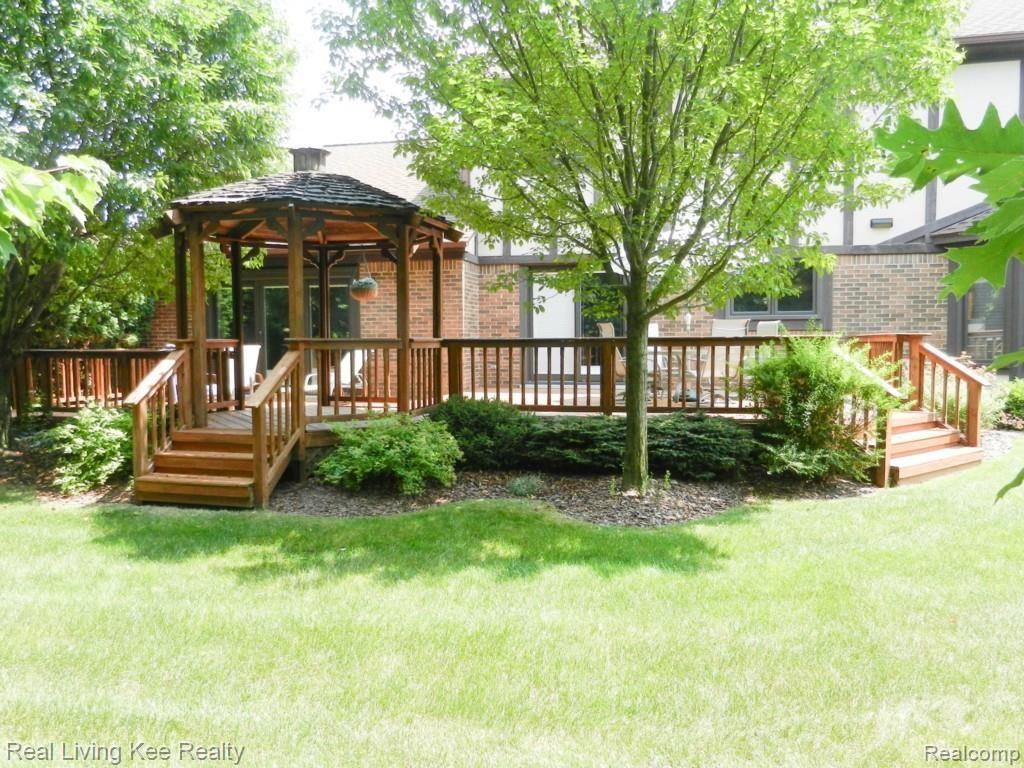 1793 Snowden Circle Rochester, MI 48306 - Photo 6 of 34 DSCN1687.jpg