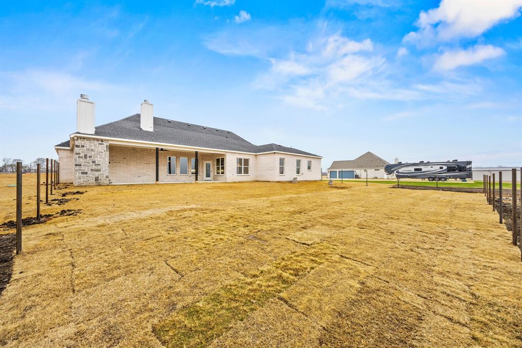 13835 Cashs Mill Road Sanger, TX 76266 - Photo 30 of 32 a view of an ocean with beach