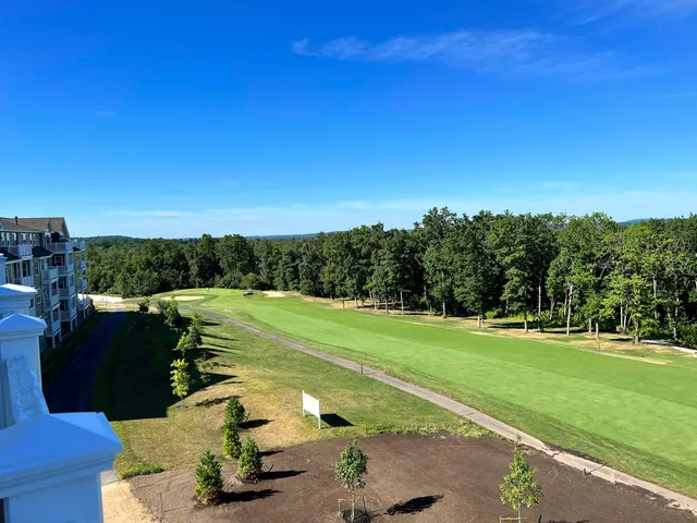 $755,444 | 1 Longview Drive, Unit 310, Atkinson, NH 03811