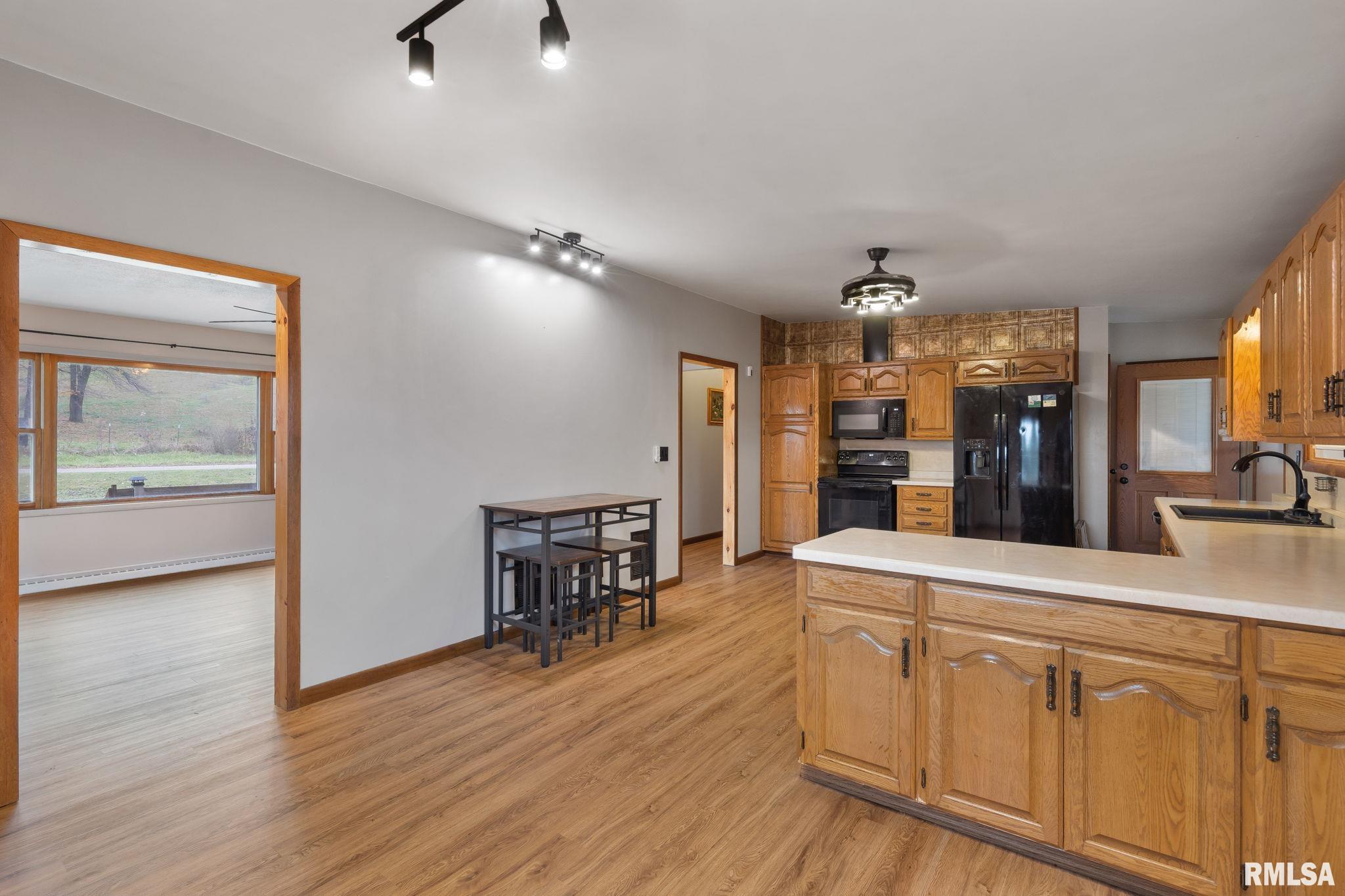 12445 Oakton Road Savanna, IL 61074 - Photo 12 of 34 Gallery Image 12