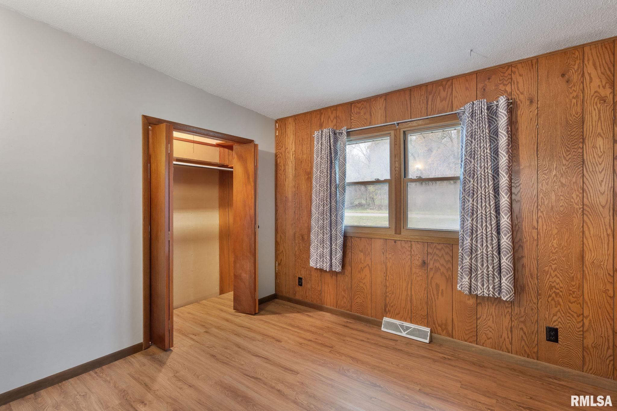 12445 Oakton Road Savanna, IL 61074 - Photo 15 of 34 Gallery Image 15