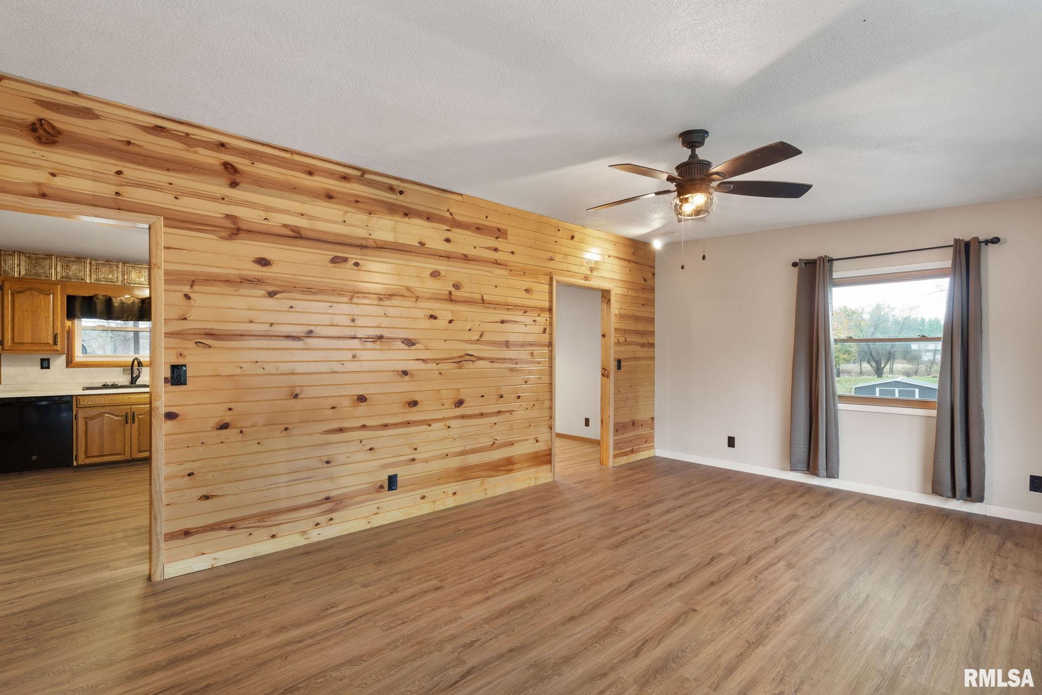 12445 Oakton Road Savanna, IL 61074 - Photo 5 of 34 Gallery Image 5