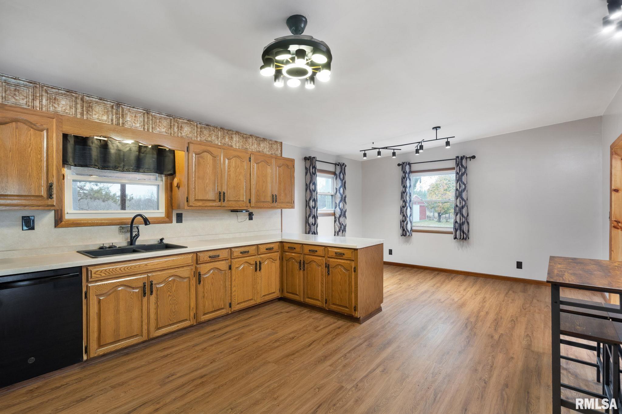 12445 Oakton Road Savanna, IL 61074 - Photo 8 of 34 Gallery Image 8