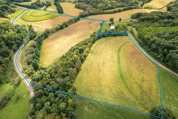 $450,000 | 40.90 Kinnamon, Reedsburg, WI 53959