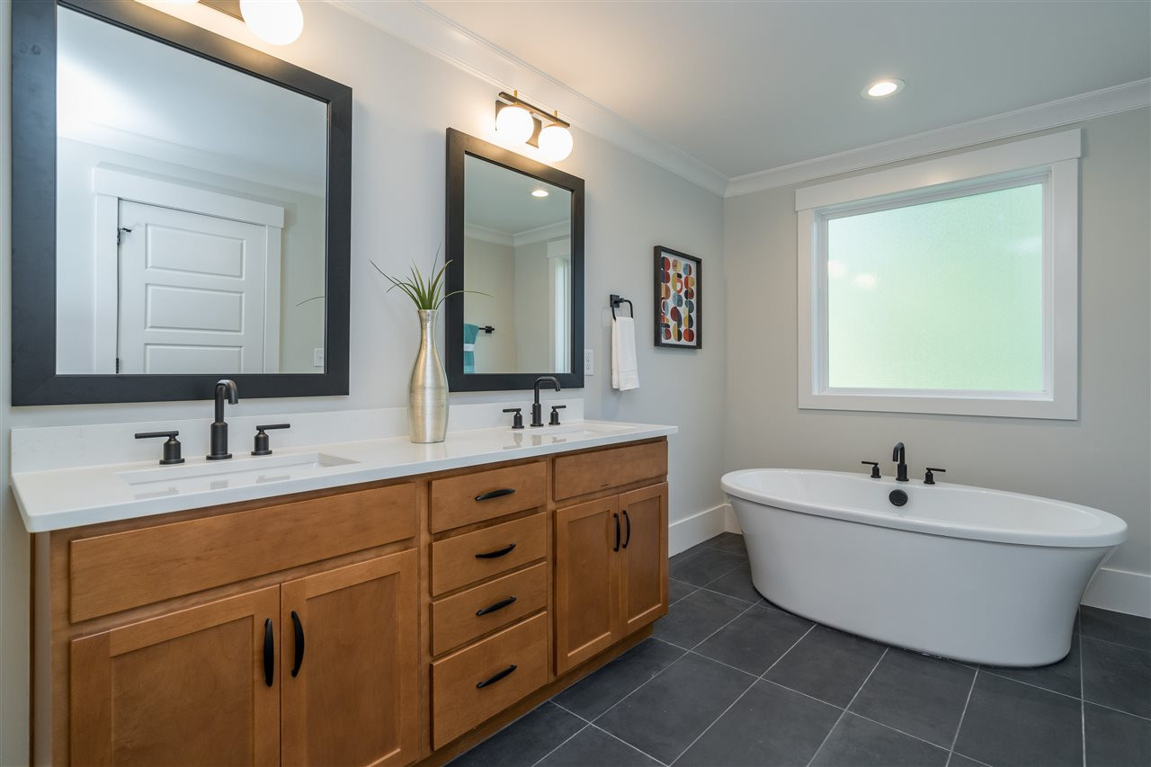 3817 Wingate Drive Raleigh, NC 27609 - Photo 18 of 30 Large, beautiful master ensuite bath and shower. Master Bath/Spa