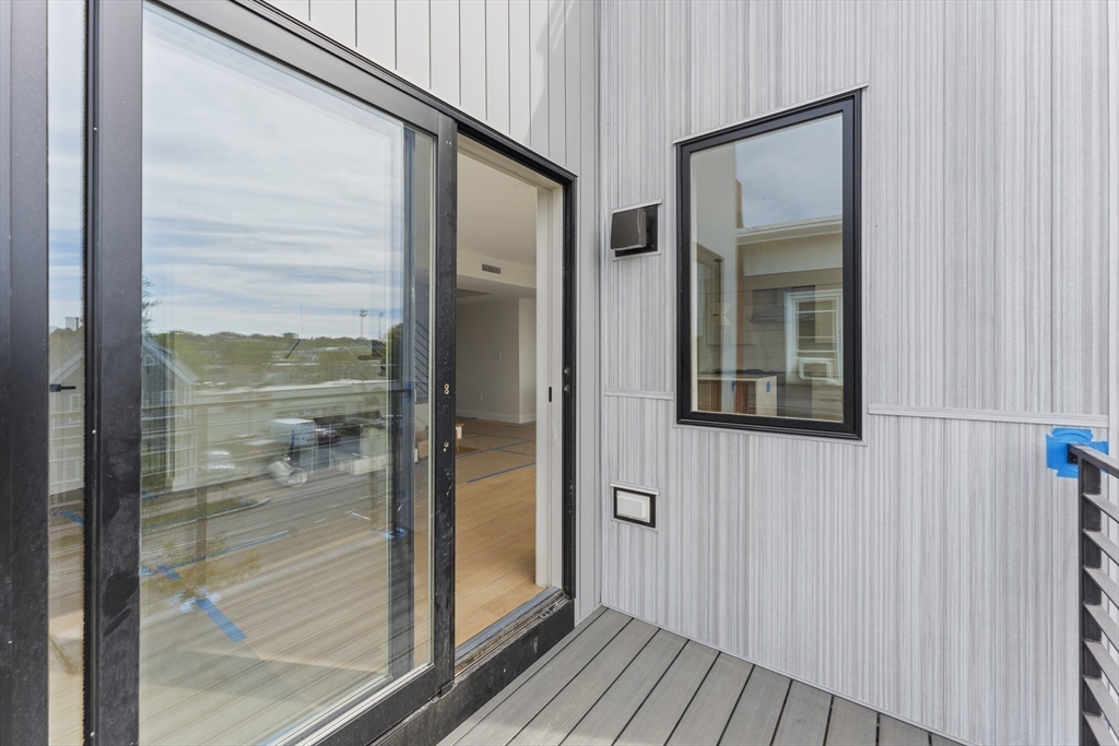 595 Broadway, Unit 101 Somerville, MA 02145 - Photo 9 of 10