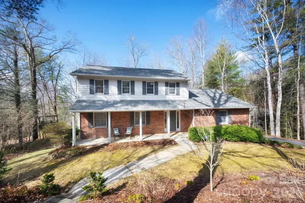 $729,900 | 107 Ballantree Drive, Asheville, NC 28803
