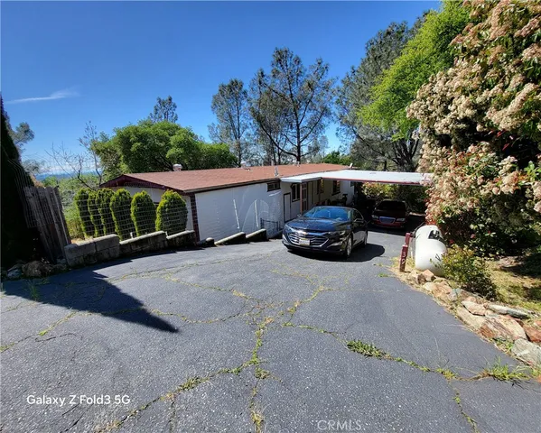 a view of a storage & utility room