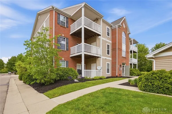$173,900 | 3770 Hayes Court, Unit K, Beavercreek, OH 45431