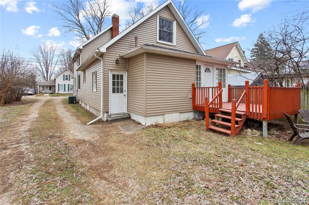 225 West Ridge Street Owosso, MI 48867 - Photo 35 of 46