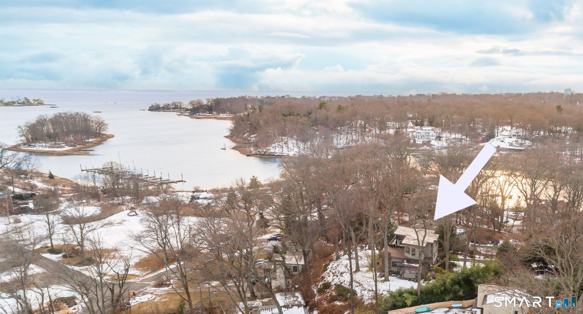 31 Splitrock Road Norwalk, CT 06854 - Photo 17 of 38 a view of a city