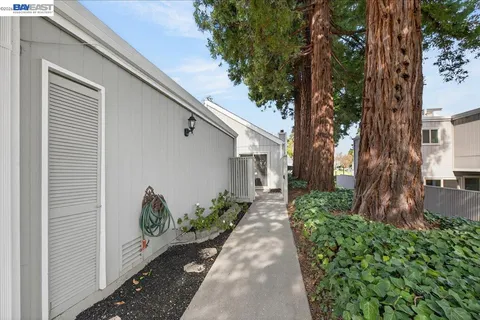 $999,900 | 7543 Maywood Drive, Pleasanton, CA 94588
