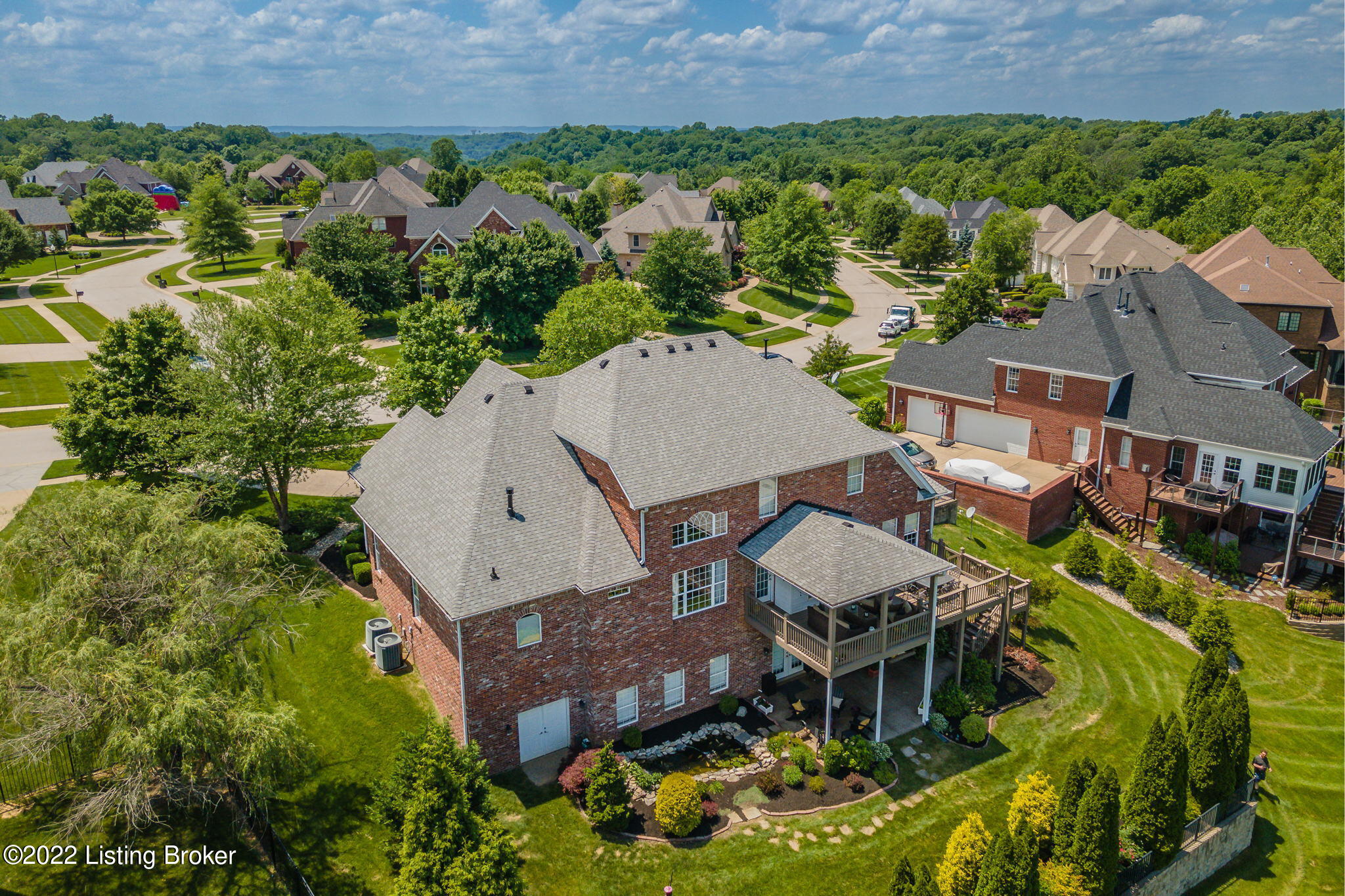 13203 Ridgemoor Drive Prospect, KY 40059 - Photo 71 of 76 Drone rear view of home