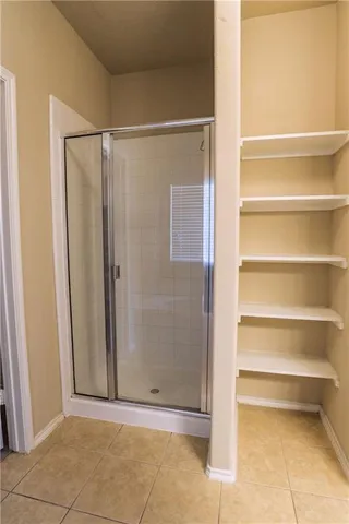 $1,950 | 1025 Lake Grove Drive, Little Elm, TX 75068