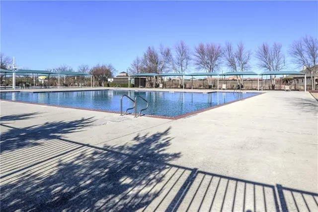 $1,950 | 1025 Lake Grove Drive, Little Elm, TX 75068