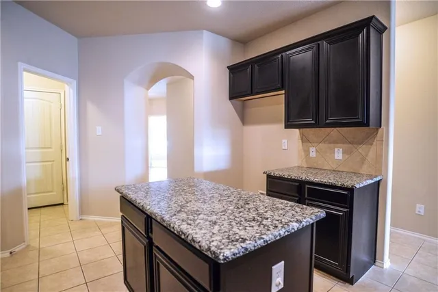 $1,950 | 1025 Lake Grove Drive, Little Elm, TX 75068