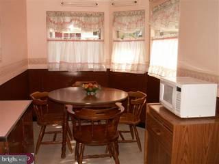 747 Thorndale Road Aldan, PA 19018 - Photo 3 of 6 Gallery Image 3