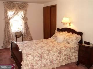 747 Thorndale Road Aldan, PA 19018 - Photo 5 of 6 Gallery Image 5