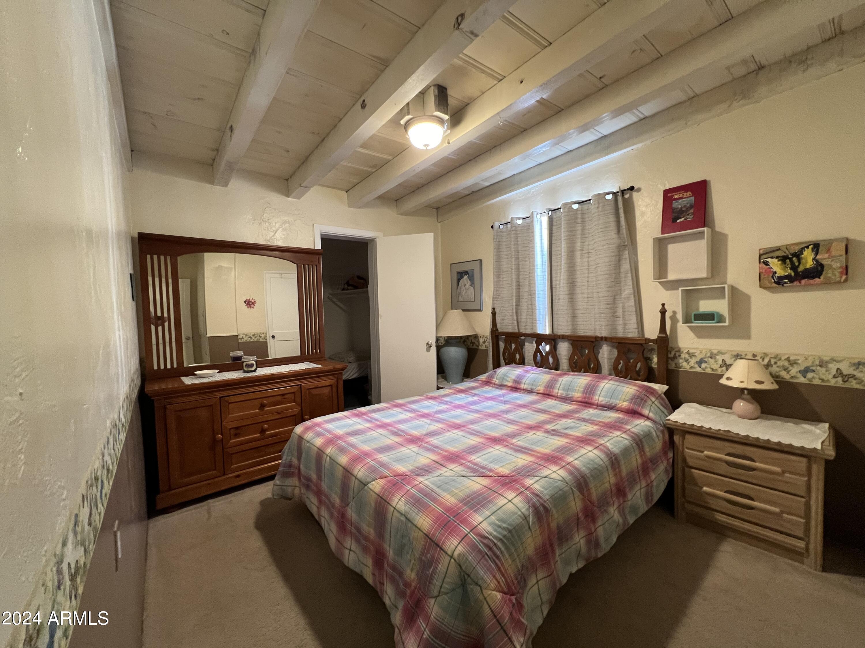 9502 North 2nd Place Phoenix, AZ 85020 - Photo 17 of 29 Photo Mar 12 2024, 12 29 30 PM