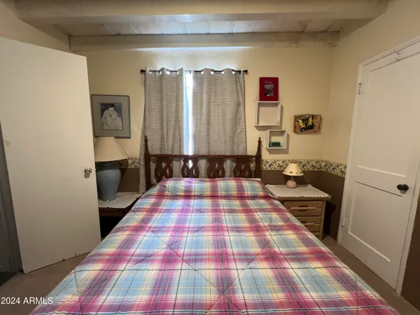 $995 | 9502 North 2nd Place, Phoenix, AZ 85020