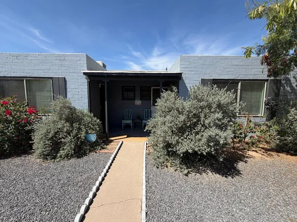 $995 | 9502 North 2nd Place, Phoenix, AZ 85020