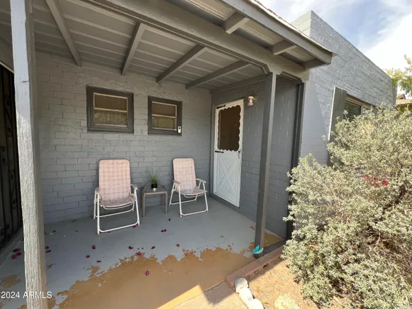 $995 | 9502 North 2nd Place, Phoenix, AZ 85020