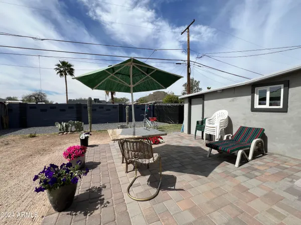 $995 | 9502 North 2nd Place, Phoenix, AZ 85020