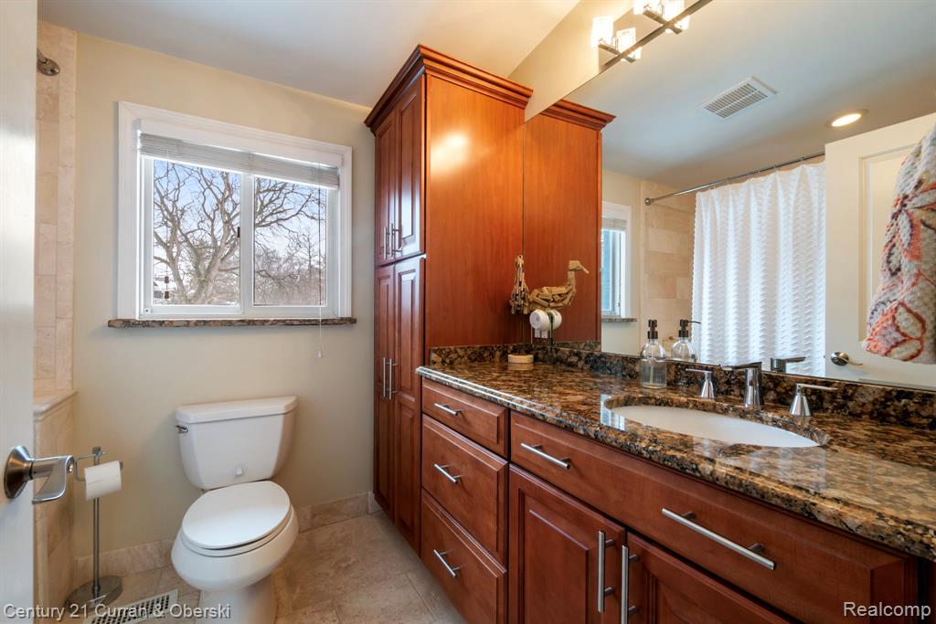 234 Sheldon Road Plymouth, MI 48170 - Photo 44 of 86 Gallery Image 44