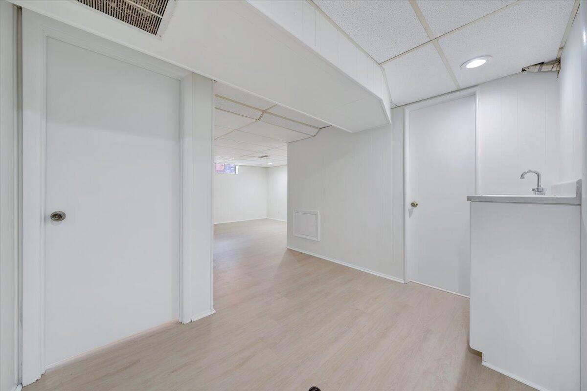 4960 Florist Road Roanoke, VA 24012 - Photo 19 of 37 20-MIB06720