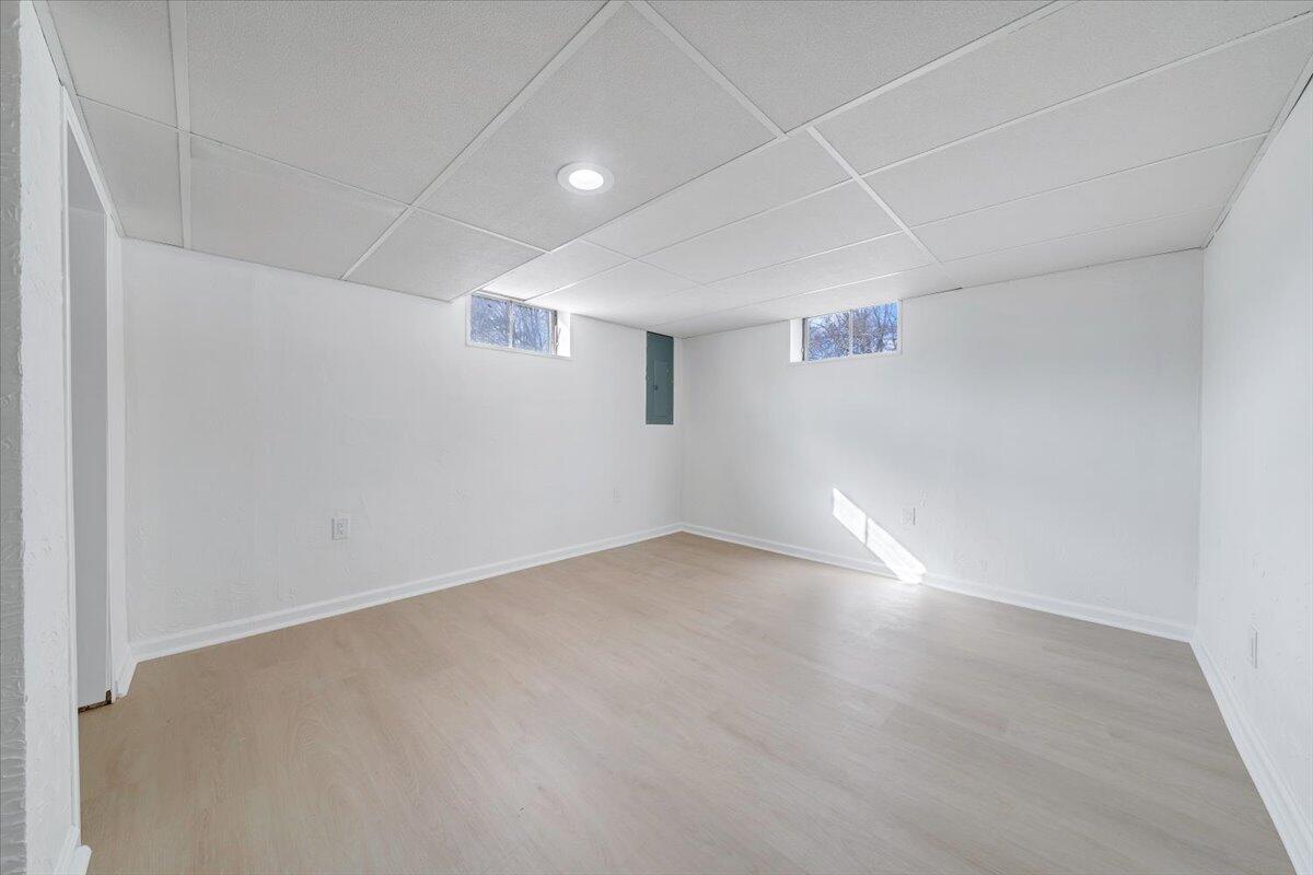 4960 Florist Road Roanoke, VA 24012 - Photo 22 of 37 23-MIB06729