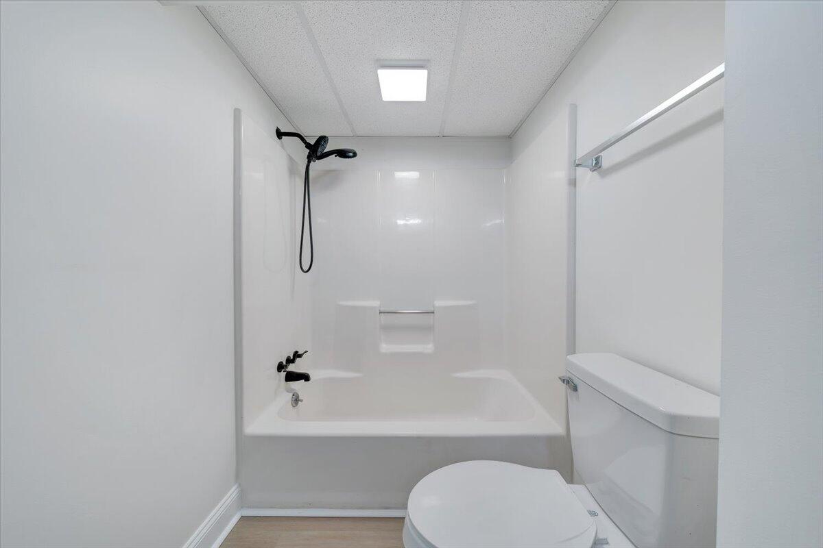 4960 Florist Road Roanoke, VA 24012 - Photo 24 of 37 25-MIB06735