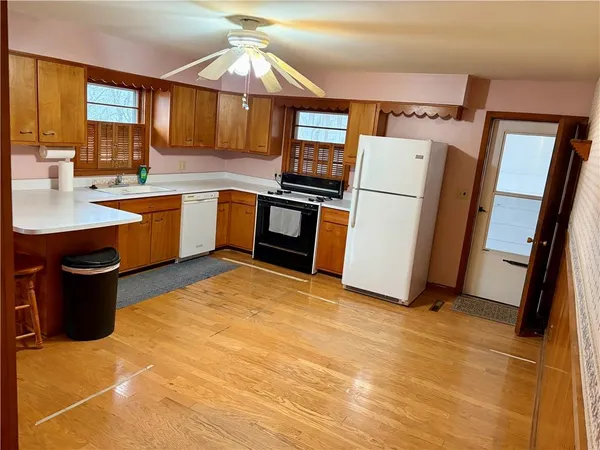 $250,000 | 707 Laurel Drive, Warrensburg, MO 64093