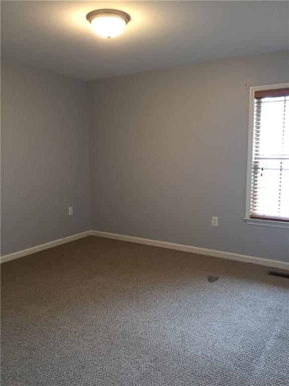 10 Sarah Street Northwest Rome, GA 30165 - Photo 10 of 14 an empty room with a window