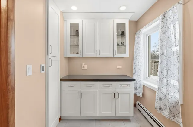 $450,000 | 2818 Farrell Avenue, Park Ridge, IL 60068