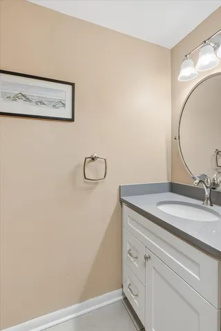 $450,000 | 2818 Farrell Avenue, Park Ridge, IL 60068