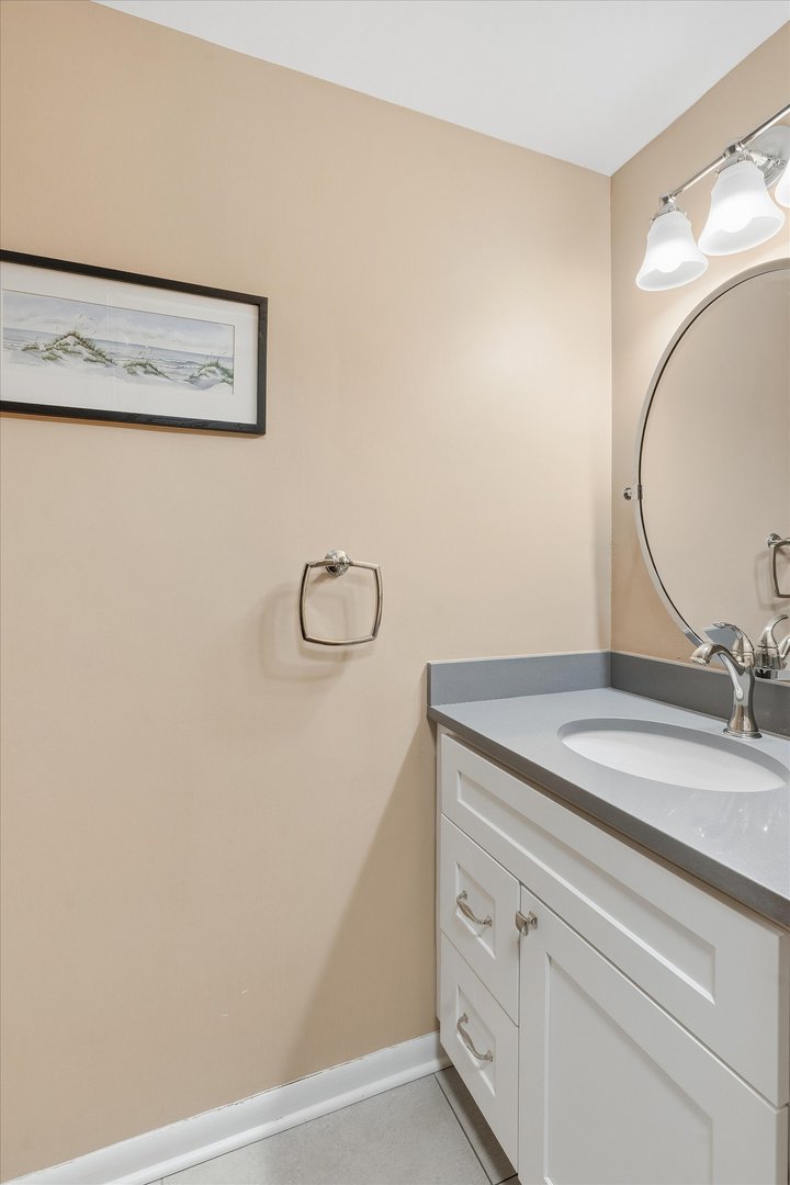 2818 Farrell Avenue Park Ridge, IL 60068 - Photo 20 of 47