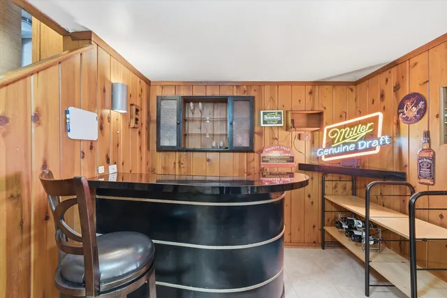 $450,000 | 2818 Farrell Avenue, Park Ridge, IL 60068