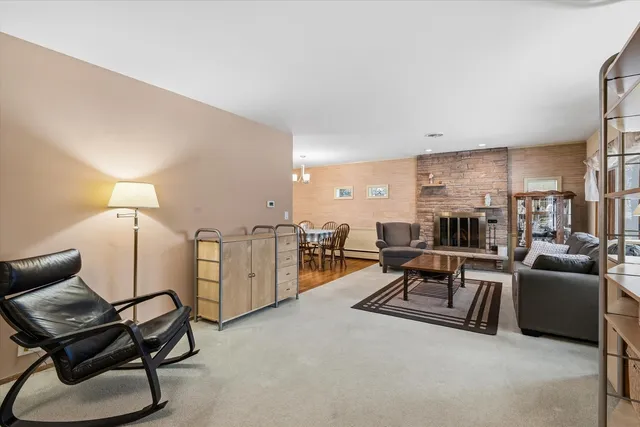 $450,000 | 2818 Farrell Avenue, Park Ridge, IL 60068