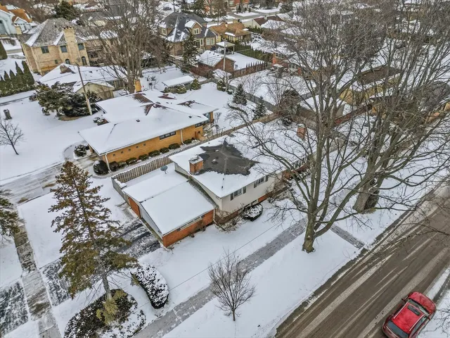 $450,000 | 2818 Farrell Avenue, Park Ridge, IL 60068