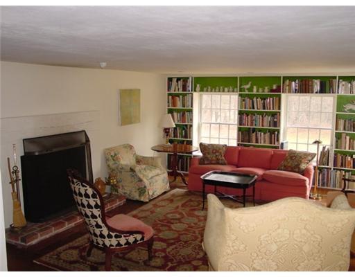 20 Bartol Island Road Freeport, ME 04032 - Photo 8 of 25 Den/Family/Great Room.