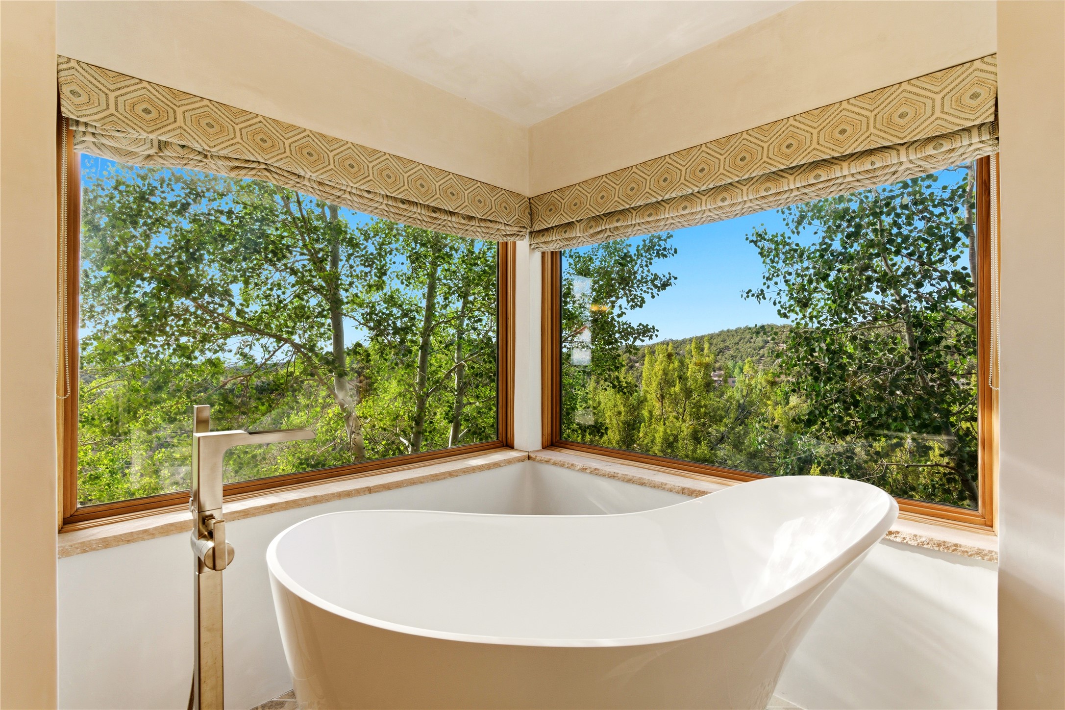 1008 South Summit Ridge Santa Fe, NM 87501 - Photo 28 of 42 Soaking tub with a view!