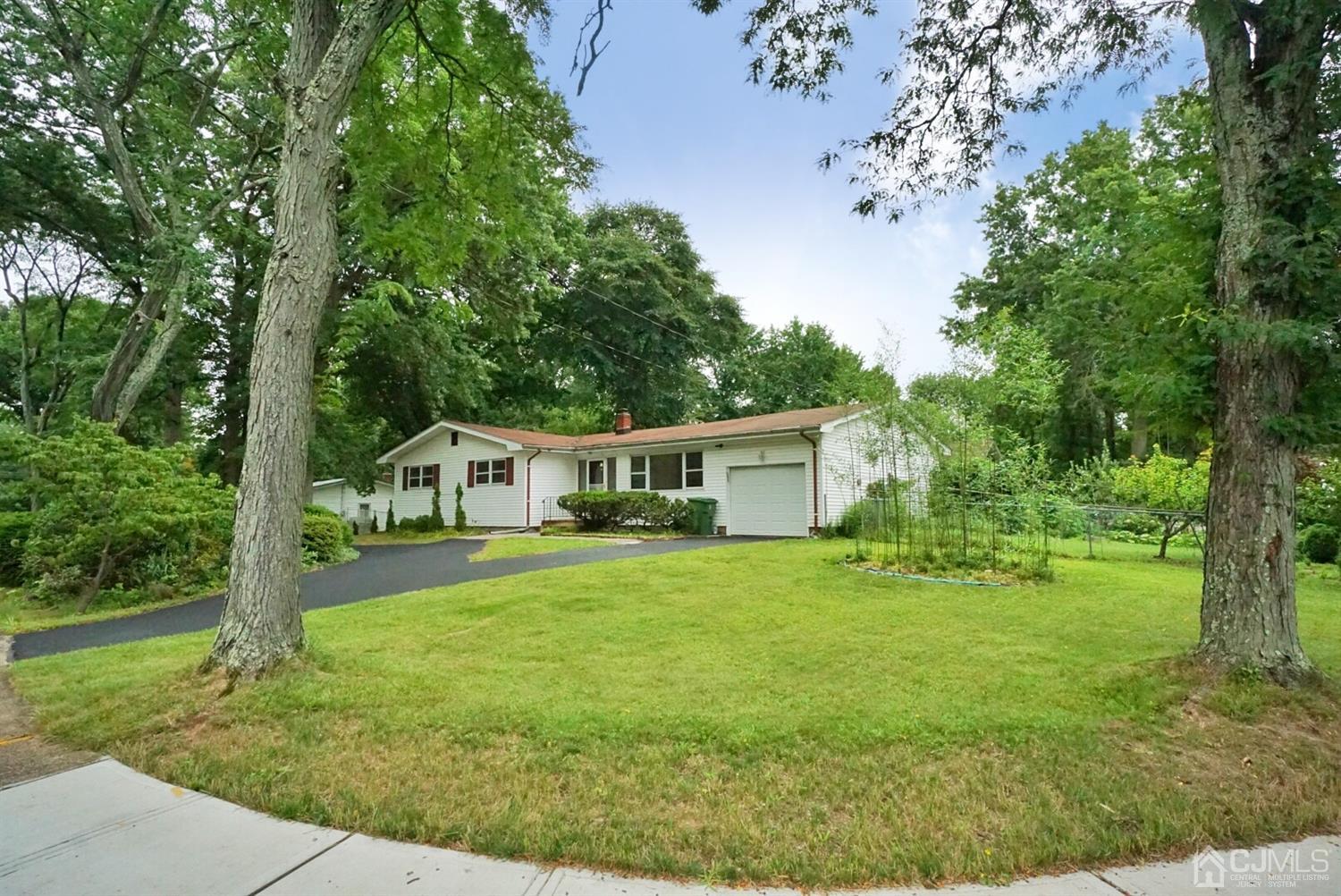 2 Malibu Drive Edison, NJ 08820 - Photo 40 of 40