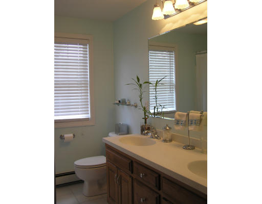 73 Meadowbrook Road Franklin, MA 02038 - Photo 12 of 12 Gallery Image 12