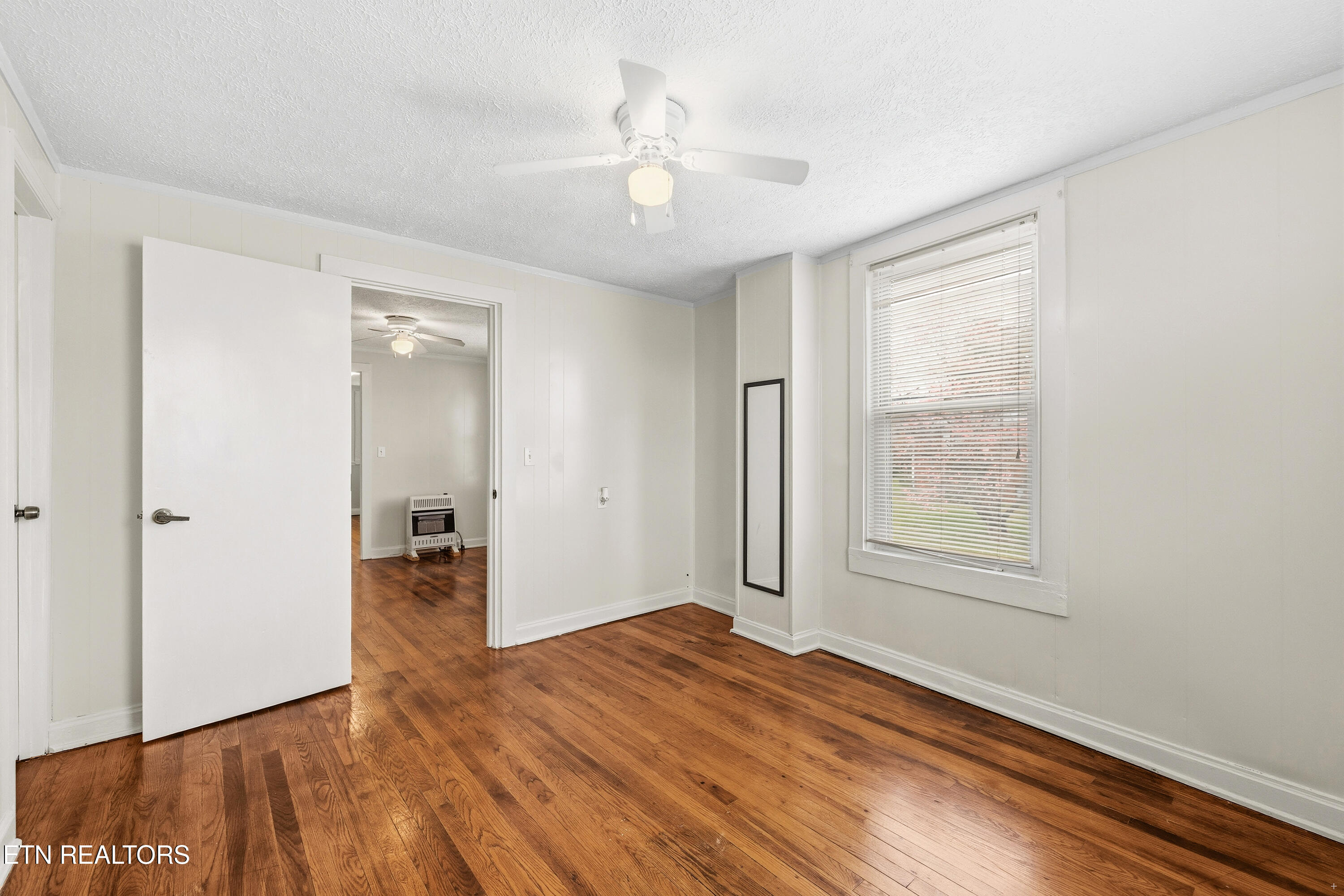 725 Church Street Loudon, TN 37774 - Photo 4 of 25 Positive Perceptions-9